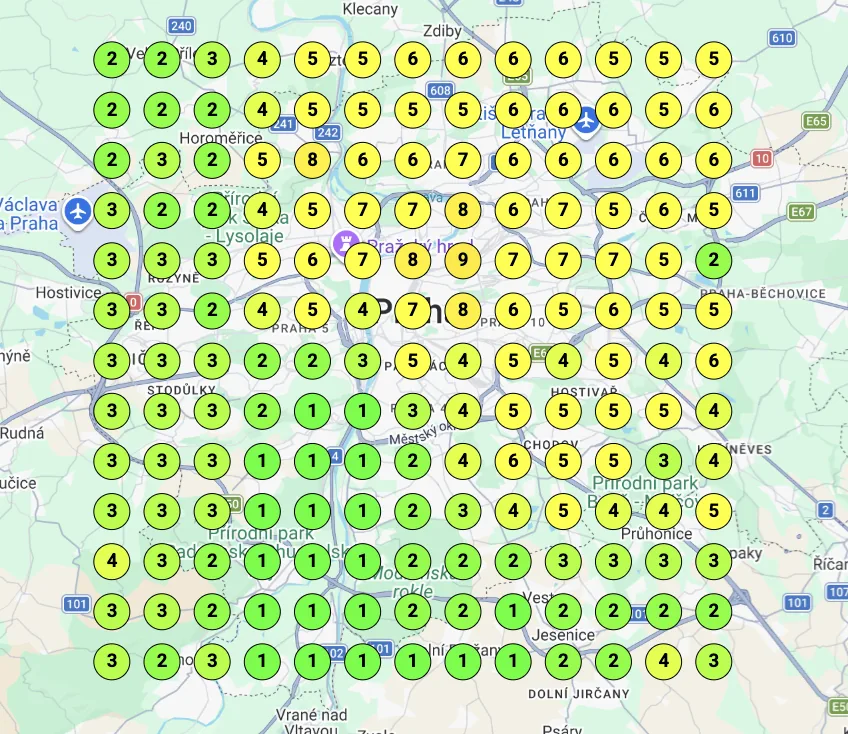 Heatmapa Local Pack pro klíčové slovo lokální SEO Praha - Bobus Marketing - září 2026, zelená se rozlévá (dobré pozice)